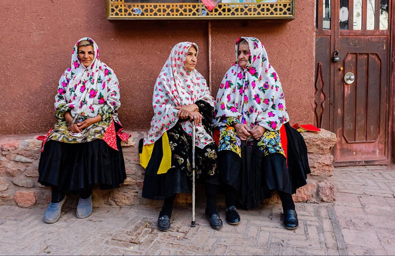 لباس سنتی زنان ابیانه_4_1_4